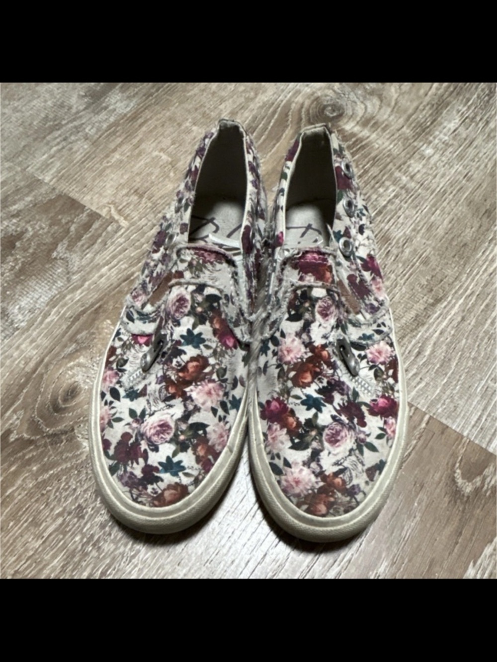 Floral Slip-On Canvas Sneakers in Pink and Cream